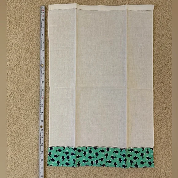 NEW 2 Linen Cotton Hand Towels - Whale Print - Picture 8 of 11